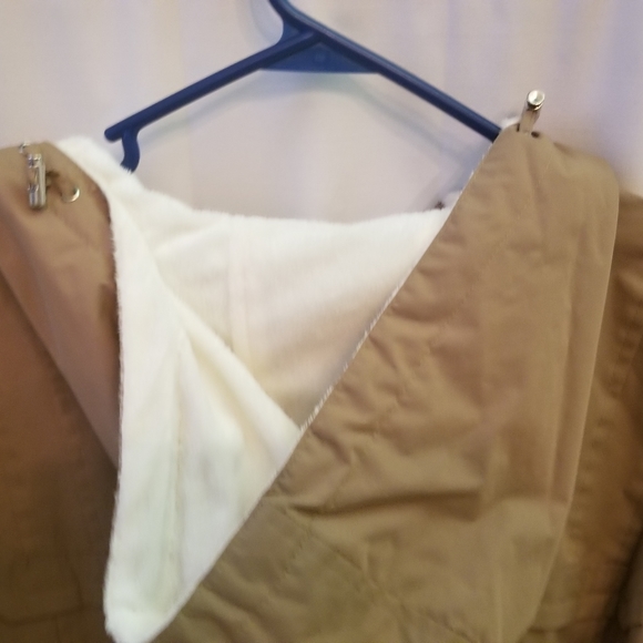 Women Winter coat / Jacket - Picture 2 of 9